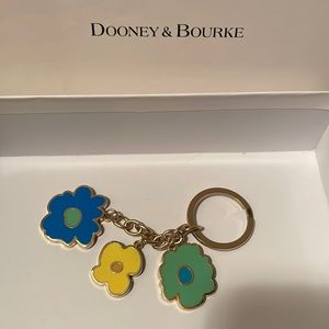 DOONEY AND BOURKE FLOWER KEYCHAIN/BAG CHARM HTF